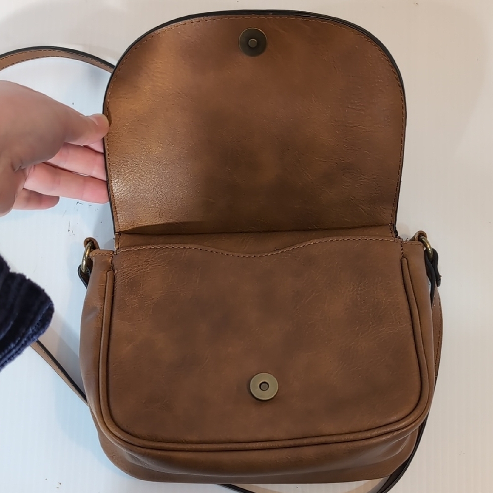 Steve Madden Brown PU Leather Crossbody Bag - Picture 7 of 16